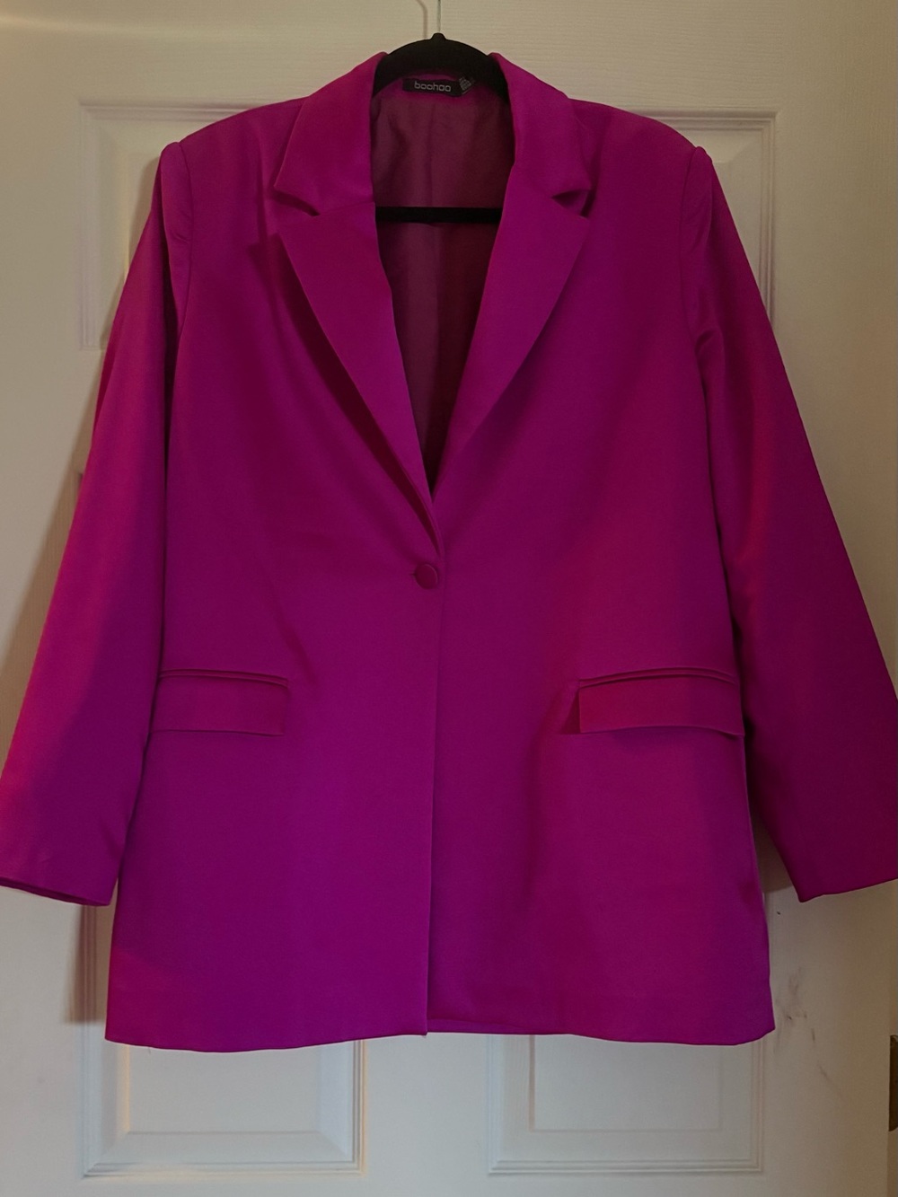 Boohoo Fuchsia Single-Button Blazer